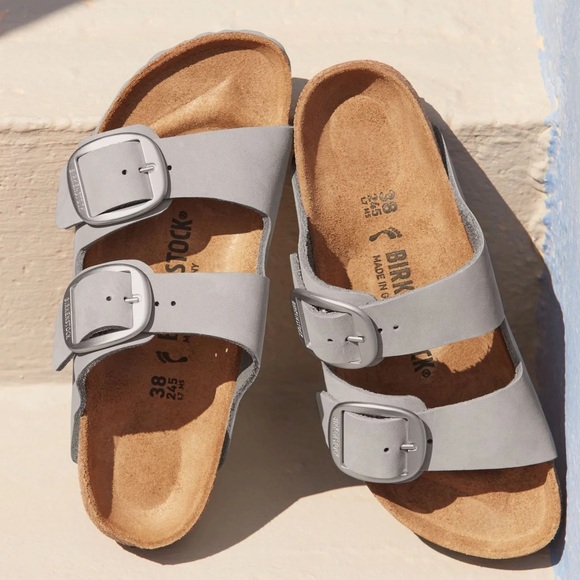 Birkenstock Shoes - NWT BIRKENSTOCK Big Buckle Arizona Sandals!